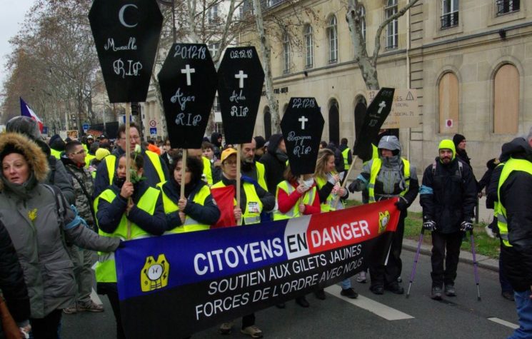 Yellow Vest Movement Not Yet Changing Its Color to Green