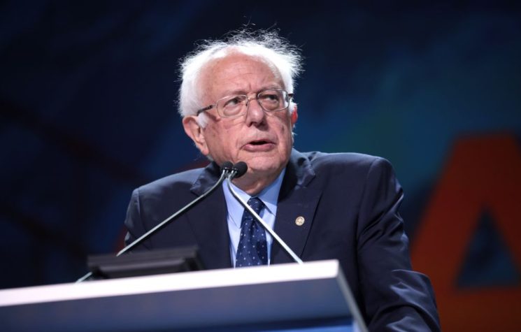 Media Skewers ‘Sexist’ Sanders for Refusing to Bend the Knee