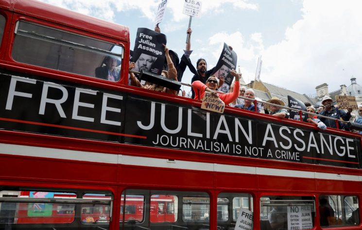 Julian Assange: Public Pressure Is Working but Media Must Stop Being Prostitutes and Demand Freedom