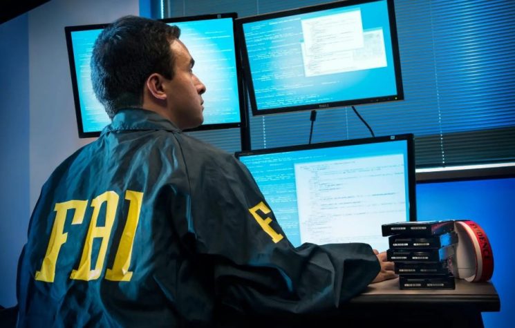 Leaks Reveal FBI Helps Ukraine Censor Twitter Users and Obtain Their Info