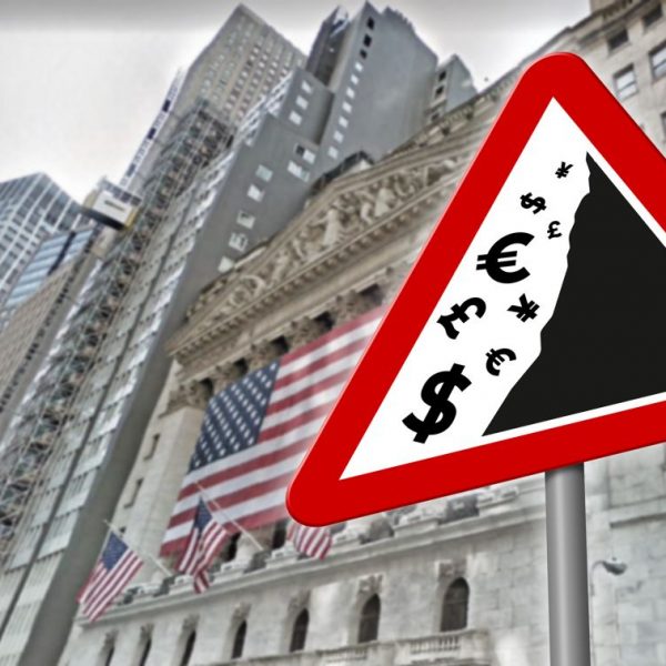 &lsquo;One quiet early morning in Beijing, the dollar&rsquo;s crown slipped&rsquo;