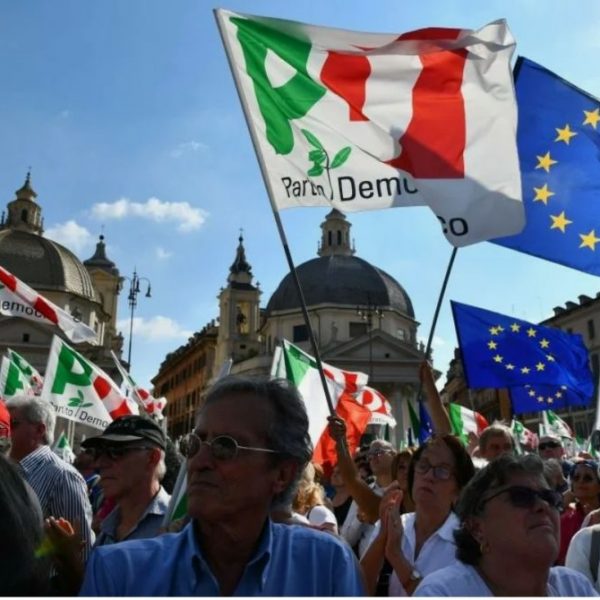 Il cortocircuito identitario della politica italiana