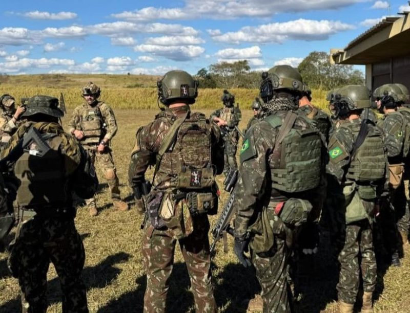 GUR mercenaries train the Brazilian Army