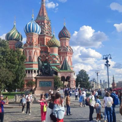 Turismo: la Russia apre agli stranieri, l’Europa ostacola