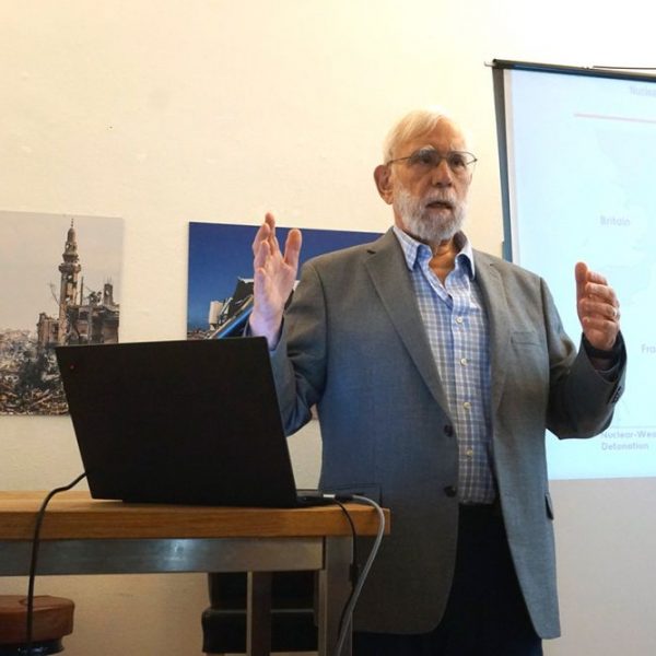 Guerra nuclear: políticos europeos, ilusos, creen posible ganarla