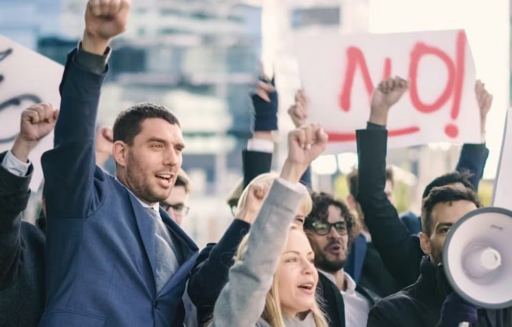 La crisis del liberalismo. ¿Italia hacia un retorno a los años de plomo?