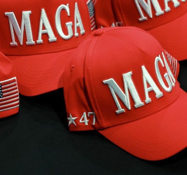 La società statunitense sempre più frammentata e conflittuale, anche la base MAGA, i tecnocapitalisti e la famiglia Trump sempre più divisi tra loro