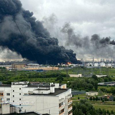 Russia advances on the ground, Ukraine attacks Moscow