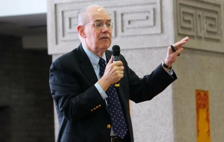 John Mearsheimer and Chris Hedges: Trump’s economic war on Iran is a desperate ‘Hail Mary’