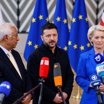 War, European chancelleries, and the political use of no-confidence votes